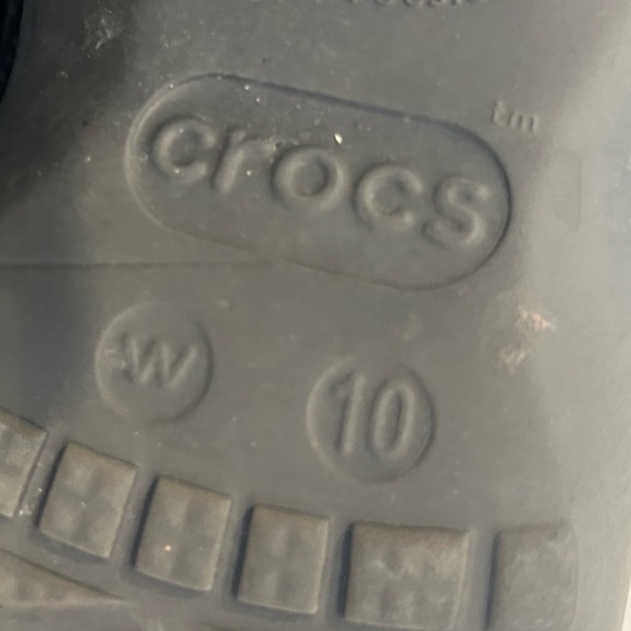 Crocs Stomp Clog Black Platforms Women’s Size 10 Classic Comfort - Picture 8 of 9